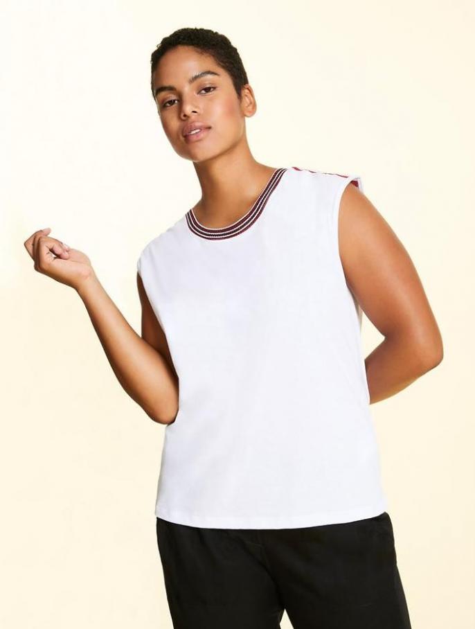 Tops & T-shirts | Lookbook . Page 11