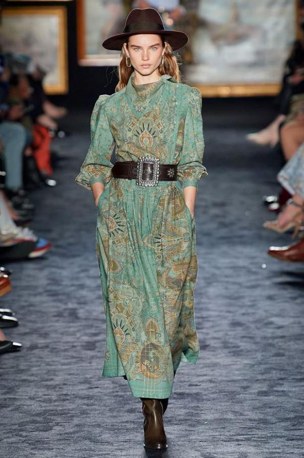  Etro Fall 2020 Ready-to-Wear . Page 10