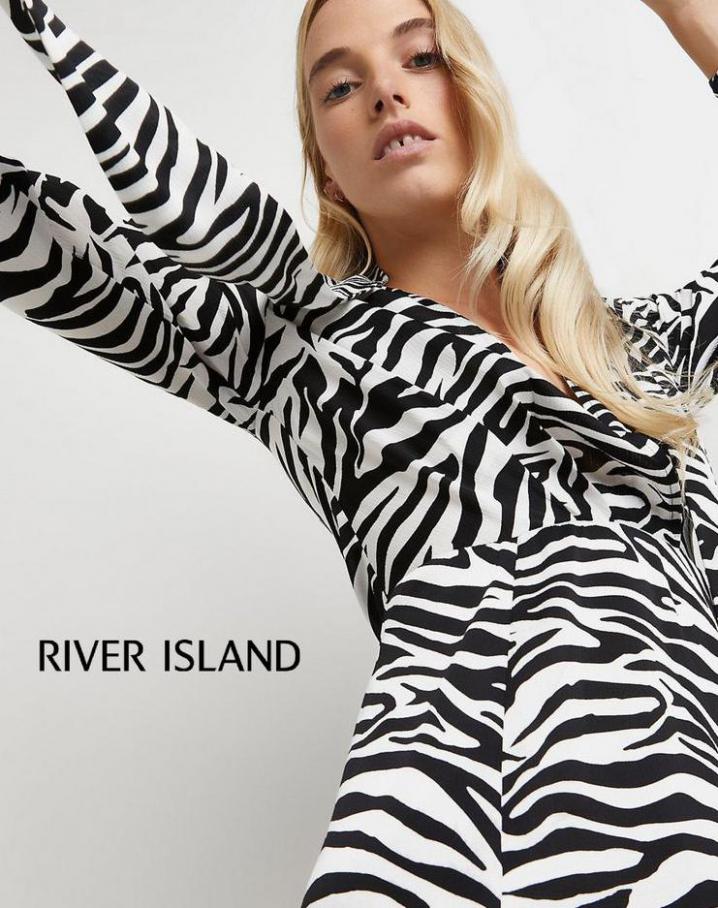 Staying is out. River Island. Week 36 (2021-11-05-2021-11-05)