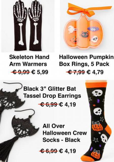 Halloween BOOtique. Page 3