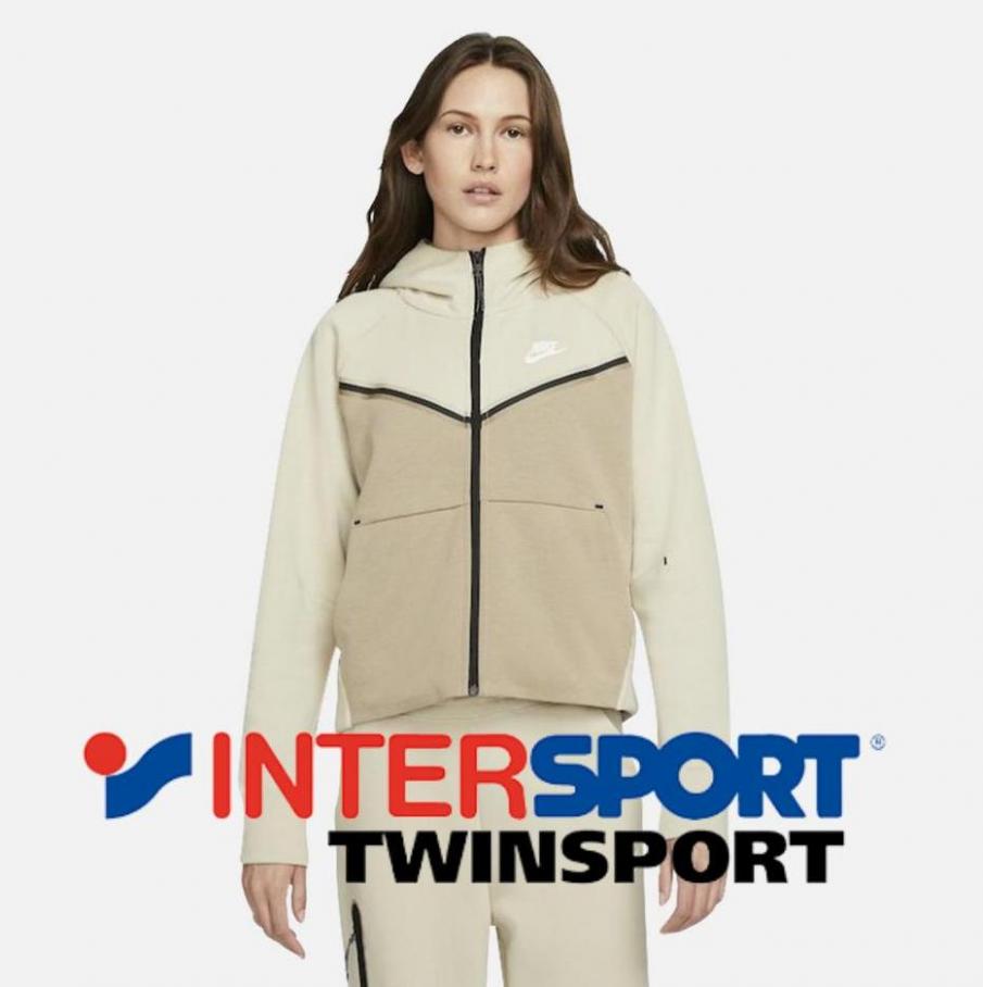 Tech Fleece -  Vrouwen & Meisjes. Intersport Twinsport. Week 49 (2022-02-11-2022-02-11)