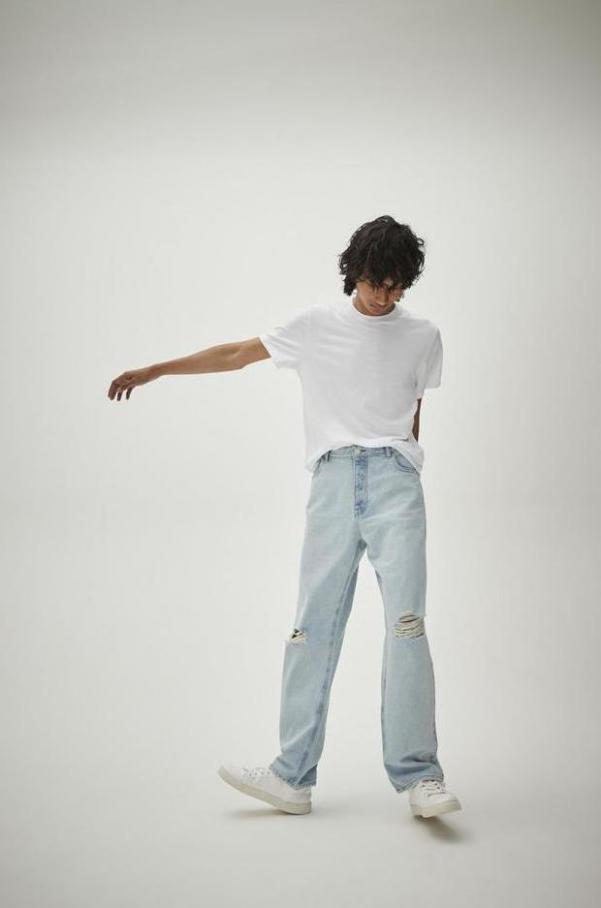 Ss22 Denim Campaign Imagery. Page 3