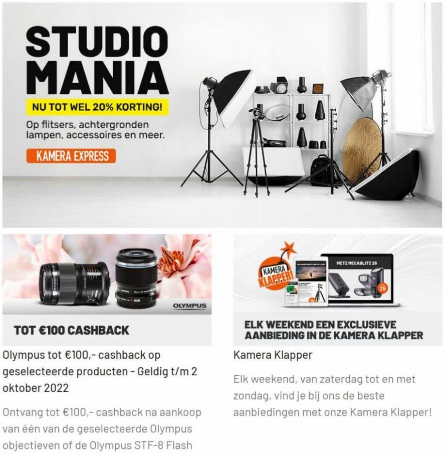 Studio Mania. Page 4