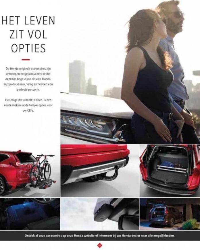 Honda CR-V Hybrid Brochure. Page 45