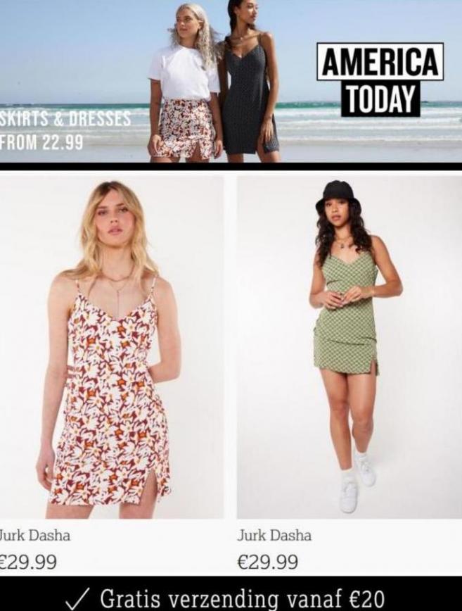Skirts & Dresses from 22.99€. Page 6